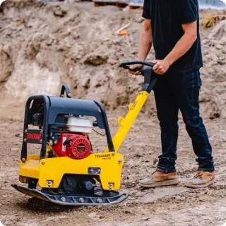 Reversible Plate Compactor – Honda GX200 – 6.5 HP – 7,000 lbs/ft_ W/ Free Vibration Impact Ironclad Gloves