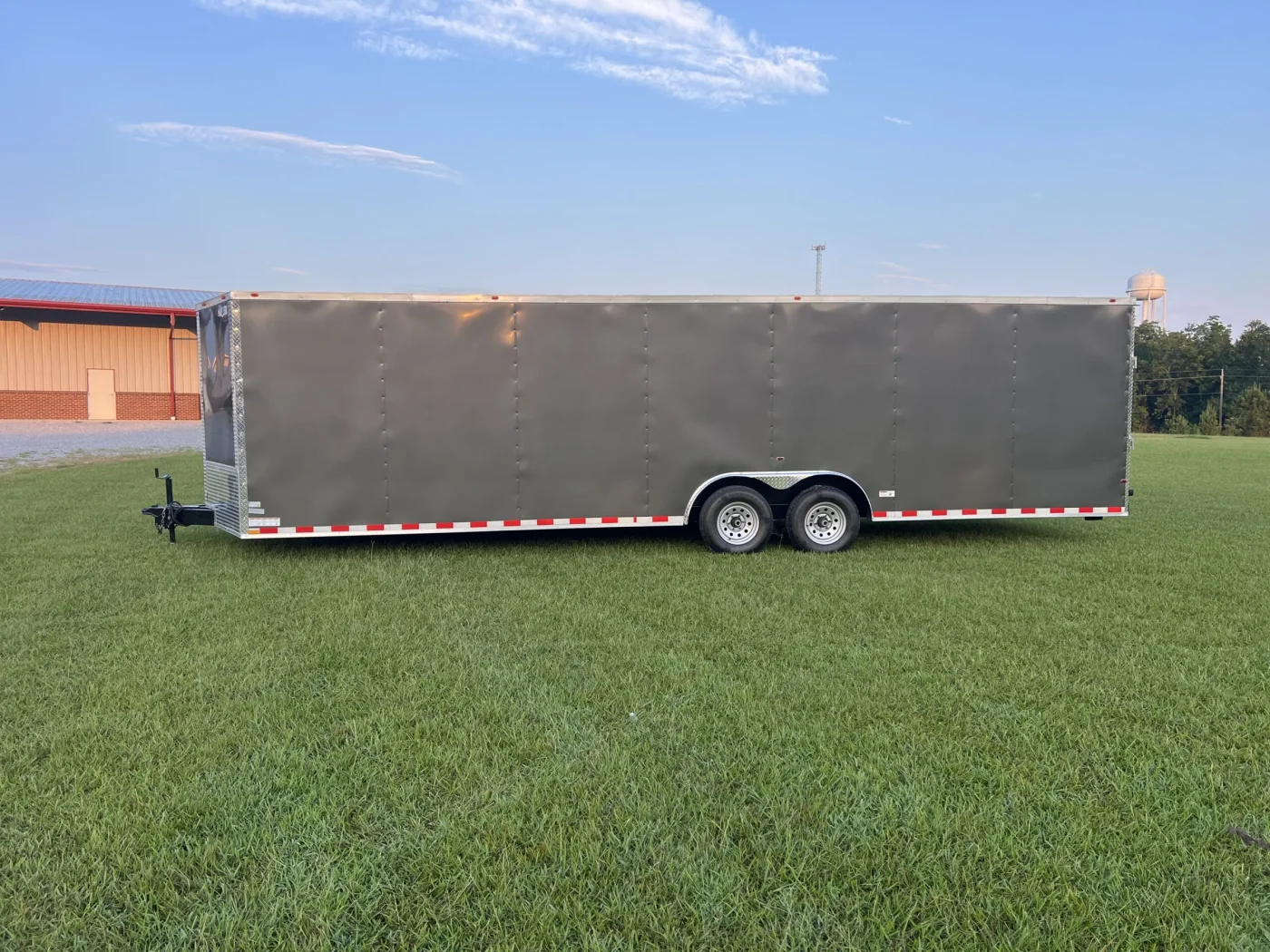 CY702 Cynergy 8.5×28 Enclosed Car Hauler 10K Charcoal Gray CY702 Cynergy 8.5×28 Enclosed Car Hauler 10K Charcoal Gray